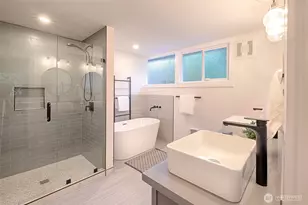 4521 SW Henderson St, Seattle, WA 98136 - Photo 17