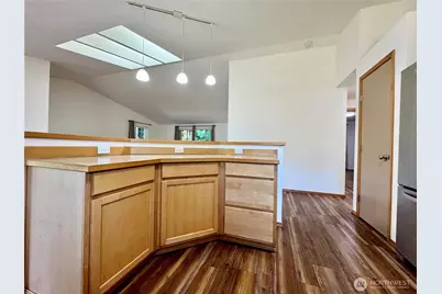 29311 Scenic Drive NE, Poulsbo, WA 98370 - Photo 11