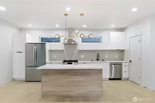 11831 59th Ave S, Seattle, WA 98178 - Photo 5