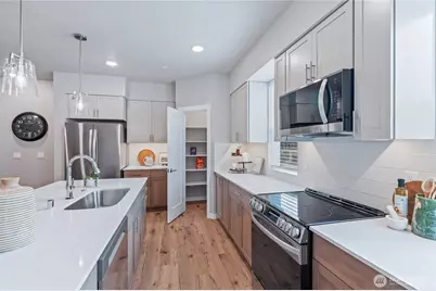 14424 Madison Way #C4, Lynnwood, WA 98087 - Photo 7