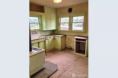 2432 Grant Street, Bellingham, WA 98225 - Photo 9