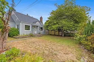 7121 Rainier Dr, Everett, WA 98203 - Photo 1