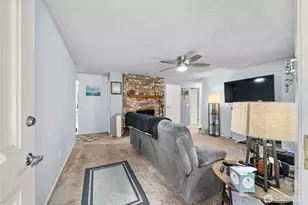 8323 Cirque Dr W, University Place, WA 98467 - Photo 3