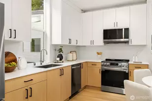 18013 2nd Ave NE, Shoreline, WA 98155 - Photo 3