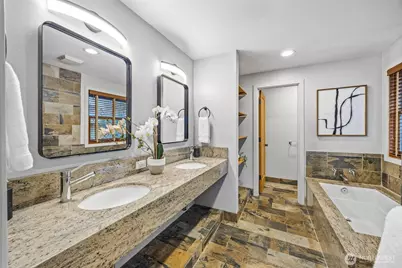 1224 S Sunset Drive, Tacoma, WA 98465 - Photo 19