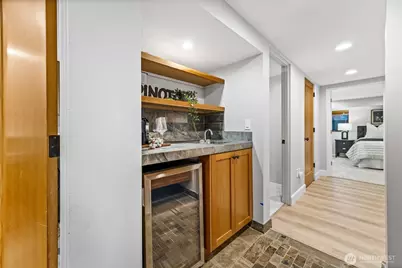 1224 S Sunset Drive, Tacoma, WA 98465 - Photo 35