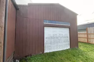 131 SW E St, Forks, WA 98331 - Photo 3