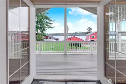 10216 Steamboat Island Road NW, Olympia, WA 98502 - Photo 11