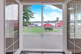 10216 Steamboat Island Road Northwest, Olympia, WA 98502 - Photo 11