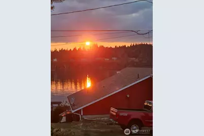 10216 Steamboat Island Road NW, Olympia, WA 98502 - Photo 37