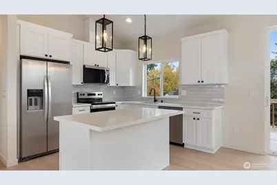 3205 19th Street, Everett, WA 98201 - Photo 5