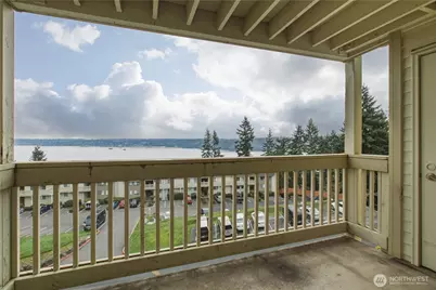 1725 W Sunn Fjord Lane #J-203, Bremerton, WA 98312 - Photo 3