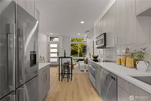 3605 Linden Ave N, Seattle, WA 98103 - Photo 13