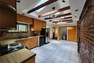 8775 Battle Point Dr NE, Bainbridge Island, WA 98110 - Photo 11