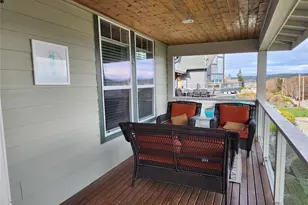 654 Lehman Dr, Camano Island, WA 98282 - Photo 3