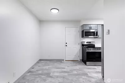 1114 N 1st Avenue, Kelso, WA 98626 - Photo 9