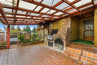 12011 67th Avenue S, Seattle, WA 98178 - Photo 3