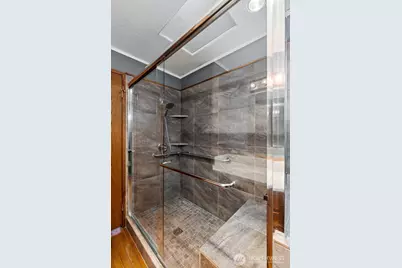 12011 67th Avenue S, Seattle, WA 98178 - Photo 11