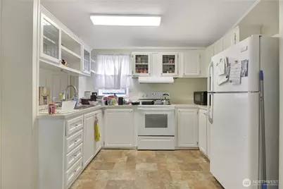 31107 W Whitehorse, Arlington, WA 98223 - Photo 9