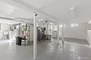 10019 Interlake Ave N, Seattle, WA 98133 - Photo 19