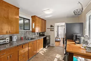 10019 Interlake Ave N, Seattle, WA 98133 - Photo 13