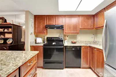 4106 Factoria Boulevard SE #116, Bellevue, WA 98006 - Photo 11