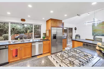 2212 186th Avenue NE, Redmond, WA 98052 - Photo 11