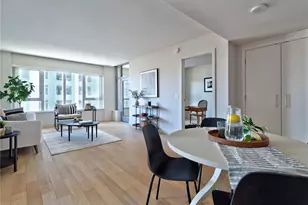 583 Battery St, Seattle, WA 98121 - Photo 5