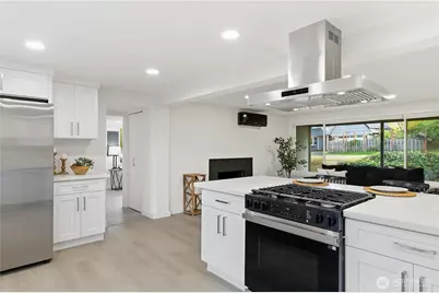 16167 Midvale Avenue N, Shoreline, WA 98133 - Photo 13