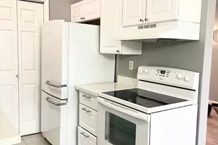 2020 S Grant Ave, Renton, WA 98055 - Photo 9