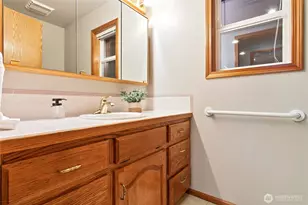 8639 Bender Rd, Lynden, WA 98264 - Photo 19