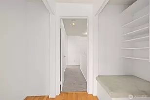 2410 Aurora Ave N, Seattle, WA 98109 - Photo 15