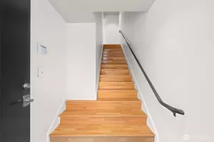 2410 Aurora Ave N, Seattle, WA 98109 - Photo 3