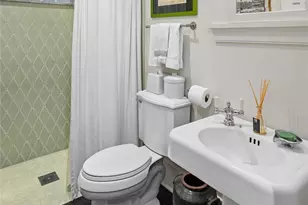 1229 9th Ave W, Seattle, WA 98119 - Photo 33