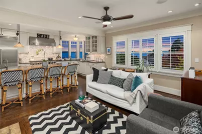 1229 9th Avenue W, Seattle, WA 98119 - Photo 17