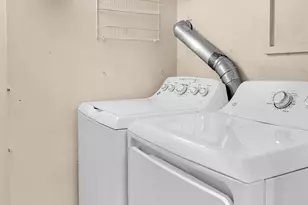 1512 10th Ave W, Seattle, WA 98119 - Photo 15