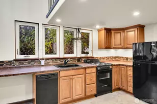 1512 10th Ave W, Seattle, WA 98119 - Photo 23