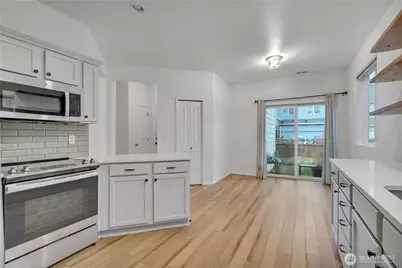 6345 Park Street E, Fife, WA 98424 - Photo 9