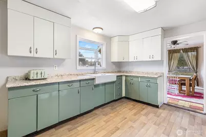 32105 S Finley Rd, Kennewick, WA 99337 - Photo 5