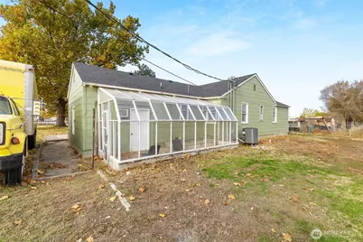 32105 S Finley Rd, Kennewick, WA 99337 - Photo 29