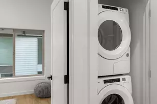 1203 H N Allen Pl, Seattle, WA 98103 - Photo 23