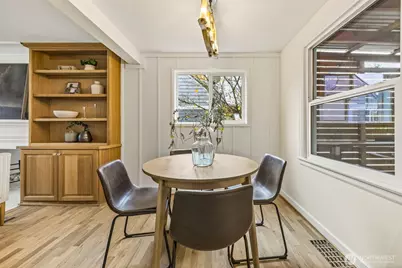 638 N Skyline Drive, Tacoma, WA 98406 - Photo 7