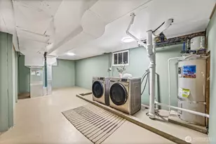 638 N Skyline Dr, Tacoma, WA 98406 - Photo 23