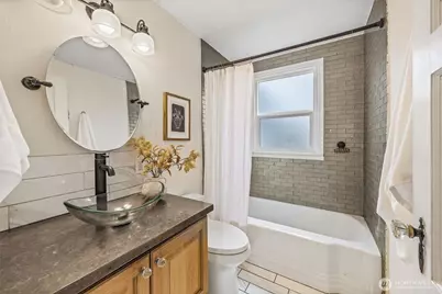 638 N Skyline Drive, Tacoma, WA 98406 - Photo 11