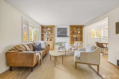 638 N Skyline Drive, Tacoma, WA 98406 - Photo 5