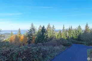 2404 SONORA LN, Bellingham, WA 98229 - Photo 13