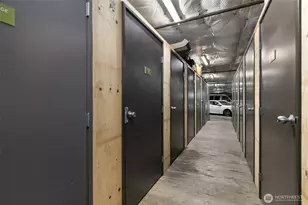 827 Hiawatha Pl S, Seattle, WA 98144 - Photo 13