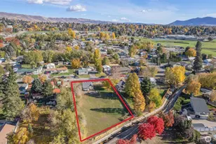 646 N Gale Pl, East Wenatchee, WA 98802 - Photo 3