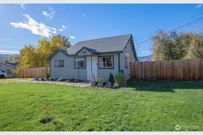646 N Gale Place, East Wenatchee, WA 98802 - Photo 5
