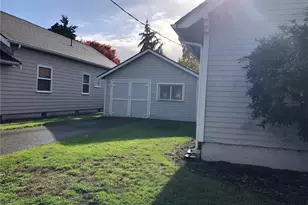 530 E Pioneer, Puyallup, WA 98372 - Photo 3